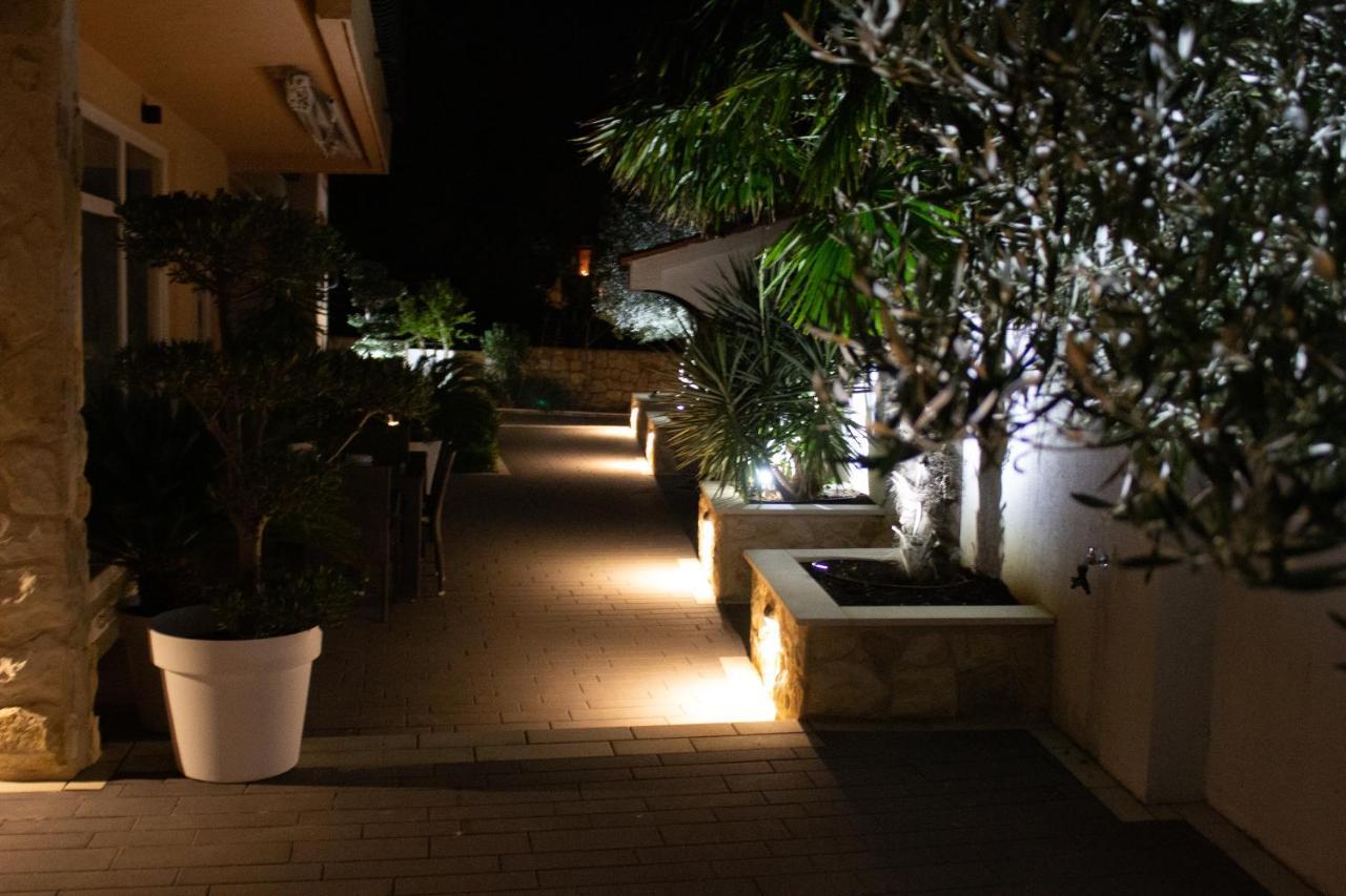 Apartments Villa Jelena Водице Экстерьер фото