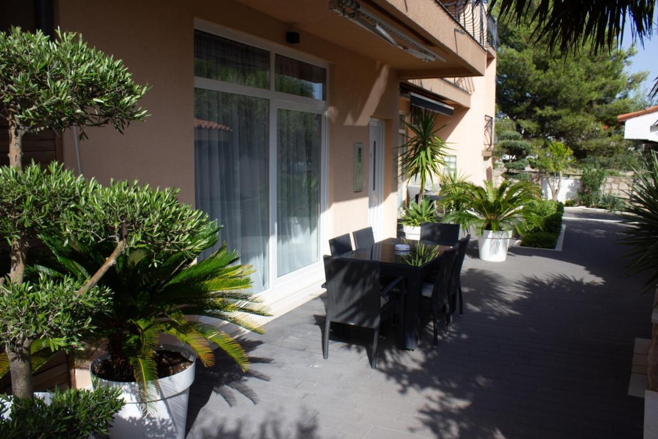 Apartments Villa Jelena Водице Экстерьер фото