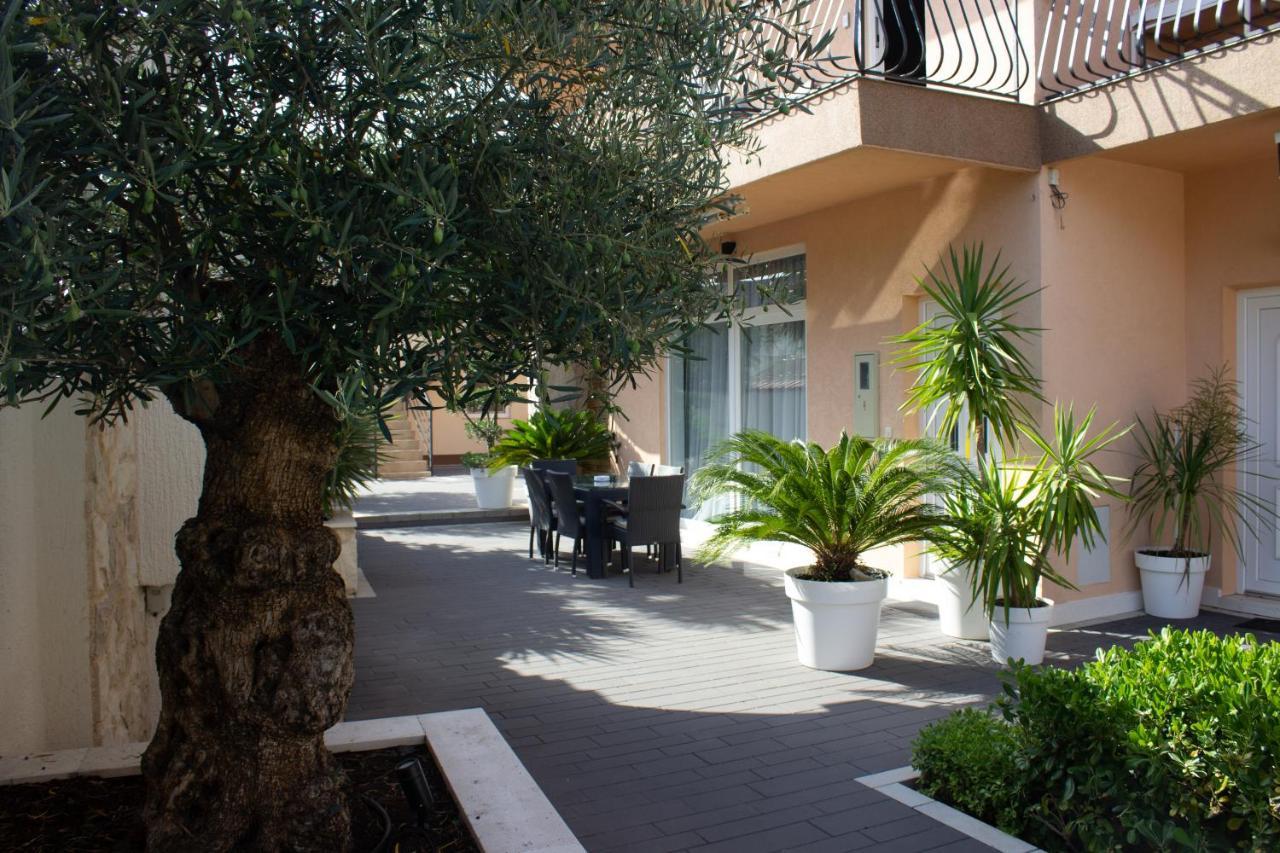 Apartments Villa Jelena Водице Экстерьер фото