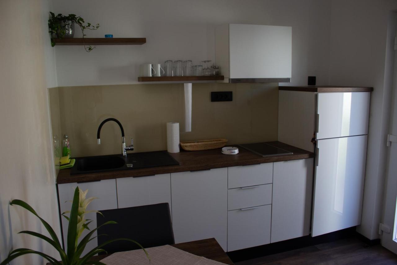 Apartments Villa Jelena Водице Экстерьер фото
