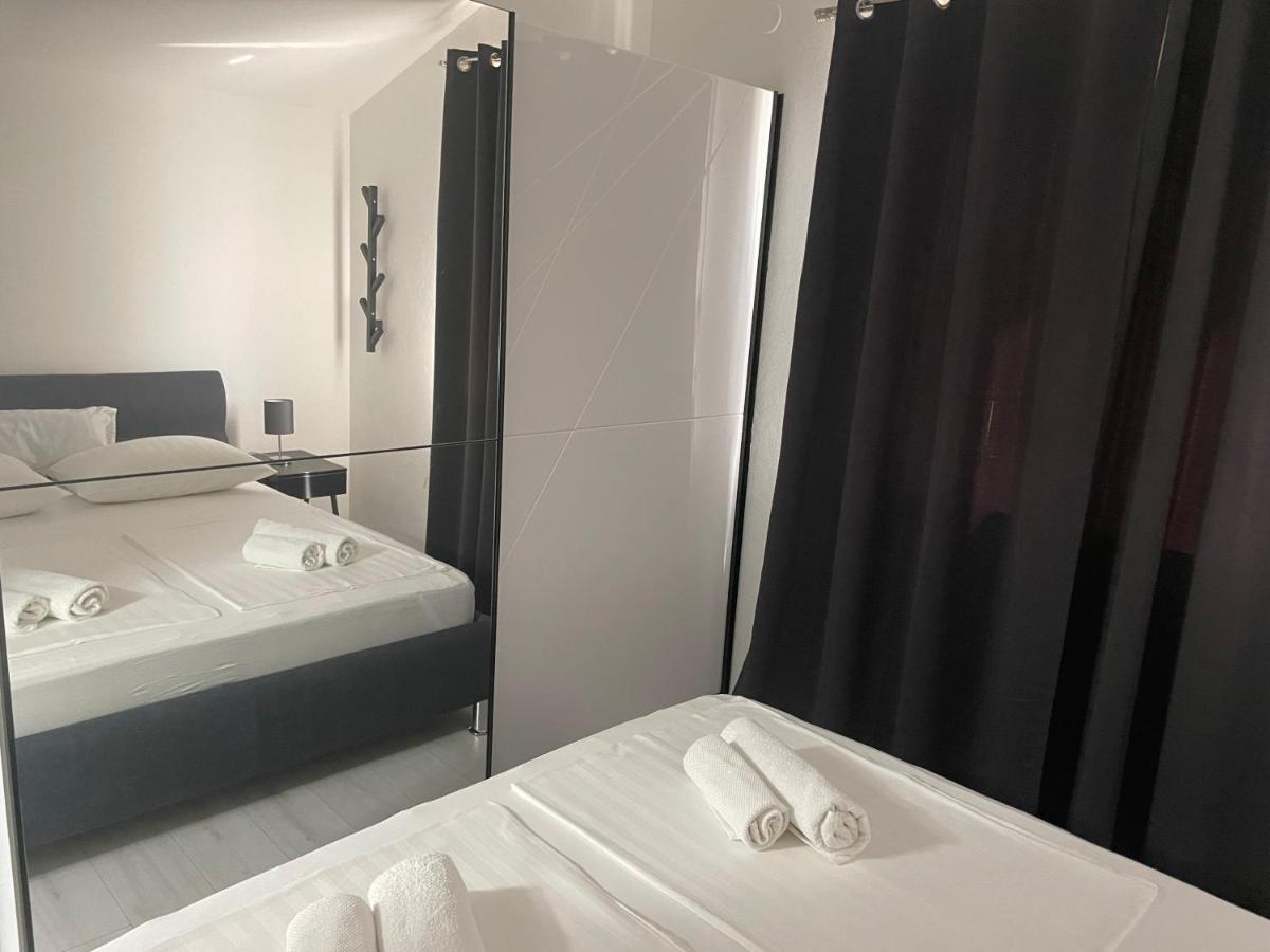Apartments Villa Jelena Водице Экстерьер фото