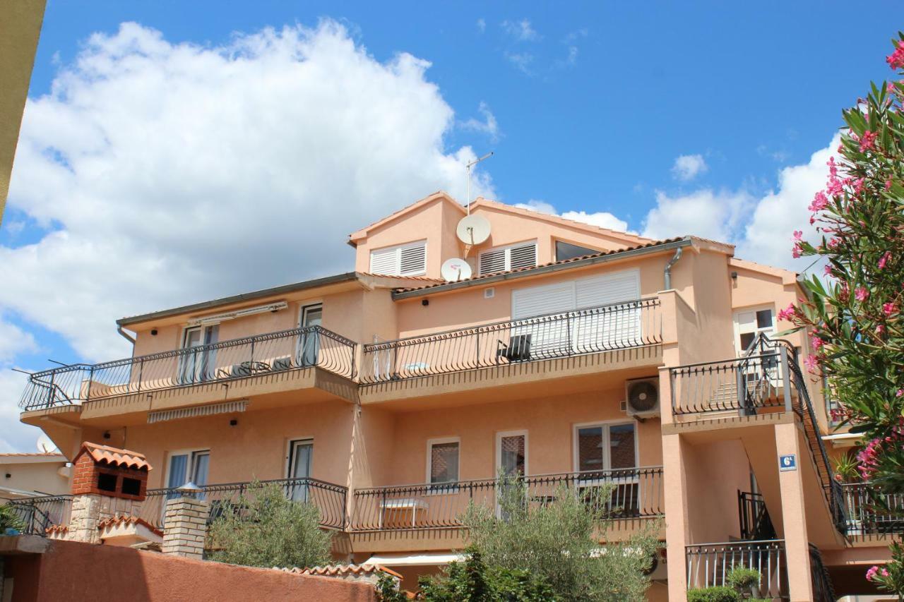 Apartments Villa Jelena Водице Экстерьер фото