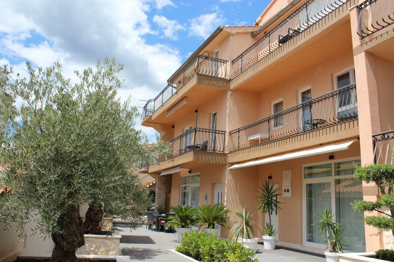 Apartments Villa Jelena Водице Экстерьер фото